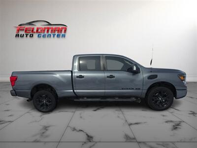 2019 Nissan Titan XD SL  Midnight Edition - Photo 6 - Greensburg, IN 47240-9353