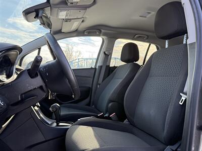 2020 Chevrolet Trax LS - Photo 10 - Greensburg, IN 47240-9353