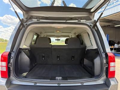 2013 Jeep Patriot Latitude   - Photo 25 - Greensburg, IN 47240-9353