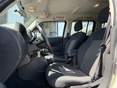 2013 Jeep Patriot Latitude   - Photo 16 - Greensburg, IN 47240-9353