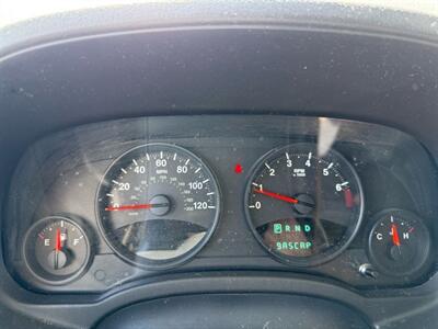 2013 Jeep Patriot Latitude   - Photo 18 - Greensburg, IN 47240-9353