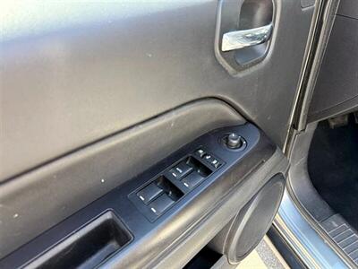 2013 Jeep Patriot Latitude   - Photo 15 - Greensburg, IN 47240-9353