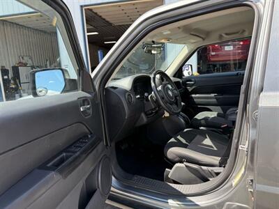 2013 Jeep Patriot Latitude   - Photo 14 - Greensburg, IN 47240-9353