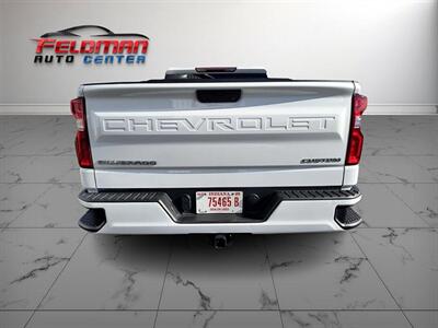 2022 Chevrolet Silverado 1500 Limited Custom   - Photo 4 - Greensburg, IN 47240-9353