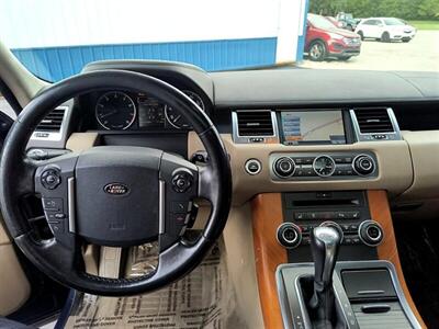 2011 Land Rover Range Rover Sport HSE  Luxury - Photo 13 - Greensburg, IN 47240-9353