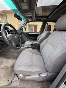 2006 Toyota 4Runner SR5 - Photo 6 - Riverside, CA 92505