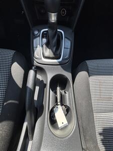 2020 Hyundai KONA SE   - Photo 11 - Riverside, CA 92505