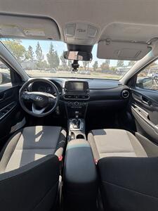 2020 Hyundai KONA SE   - Photo 8 - Riverside, CA 92505