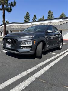 2020 Hyundai KONA SE   - Photo 2 - Riverside, CA 92505