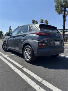 2020 Hyundai KONA SE   - Photo 3 - Riverside, CA 92505