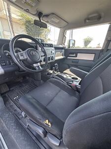 2007 Toyota FJ Cruiser   - Photo 5 - Riverside, CA 92505