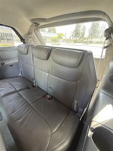 2008 Toyota Sienna XLE - Photo 12 - Riverside, CA 92505