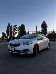 2016 Kia Forte LX   - Photo 2 - Riverside, CA 92505