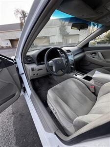 2009 Toyota Camry Hybrid   - Photo 5 - Riverside, CA 92505