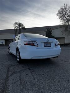 2009 Toyota Camry Hybrid   - Photo 4 - Riverside, CA 92505