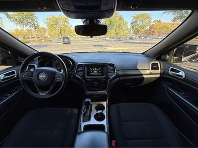 2017 Jeep Grand Cherokee Laredo   - Photo 13 - Riverside, CA 92505