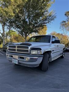 2001 Dodge Ram 2500 SLT Plus   - Photo 2 - Anaheim, CA 92805