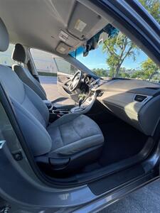 2013 Hyundai ELANTRA GLS   - Photo 12 - Riverside, CA 92505