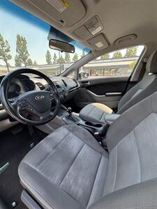 2015 Kia Forte5 EX   - Photo 5 - Riverside, CA 92505