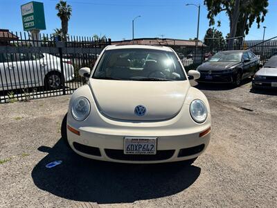 2008 Volkswagen Beetle S PZEV   - Photo 2 - Riverside, CA 92505