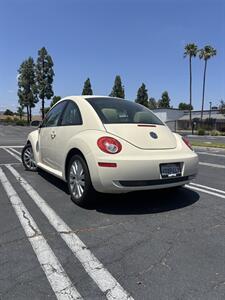 2008 Volkswagen New Beetle S PZEV - Photo 4 - Riverside, CA 92505