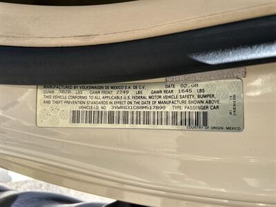 2008 Volkswagen Beetle S PZEV   - Photo 11 - Riverside, CA 92505