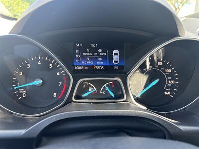 2017 Ford Escape SE   - Photo 8 - Riverside, CA 92505