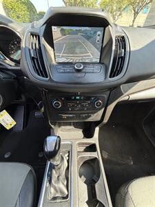 2017 Ford Escape SE   - Photo 10 - Riverside, CA 92505