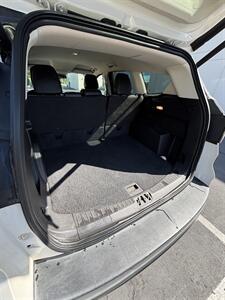 2017 Ford Escape SE   - Photo 9 - Riverside, CA 92505