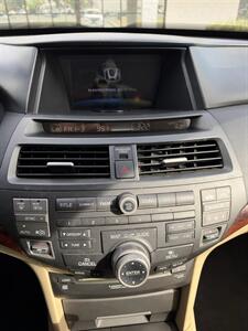 2010 Honda Accord Crosstour EX-L w/Navi   - Photo 14 - Riverside, CA 92505