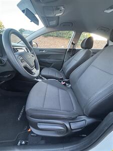 2019 Hyundai ACCENT SE   - Photo 6 - Riverside, CA 92505