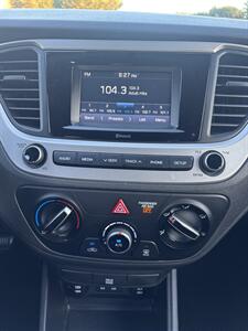 2019 Hyundai ACCENT SE   - Photo 9 - Riverside, CA 92505