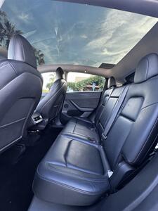 2023 Tesla Model Y Performance   - Photo 10 - Riverside, CA 92505