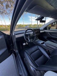 2023 Tesla Model Y Performance   - Photo 8 - Riverside, CA 92505