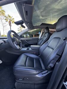 2023 Tesla Model Y Performance   - Photo 9 - Riverside, CA 92505