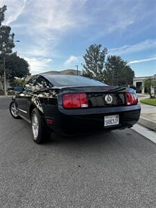 2005 Ford Mustang V6 Deluxe   - Photo 4 - Anaheim, CA 92805