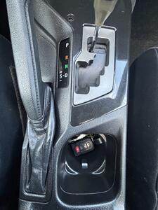 2017 Toyota RAV4 SE - Photo 13 - Riverside, CA 92505