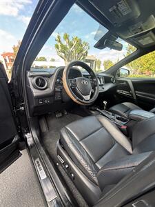 2017 Toyota RAV4 SE - Photo 5 - Riverside, CA 92505