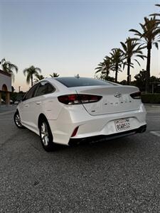 2019 Hyundai SONATA SE   - Photo 4 - Anaheim, CA 92805