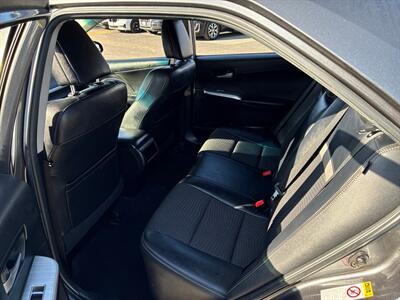 2014 Toyota Camry SE   - Photo 10 - Riverside, CA 92505