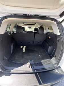 2017 Ford Escape Titanium   - Photo 9 - Riverside, CA 92505