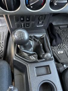 2007 Toyota FJ Cruiser 4wd - Photo 12 - Riverside, CA 92505