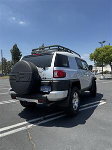 2007 Toyota FJ Cruiser 4wd - Photo 4 - Riverside, CA 92505