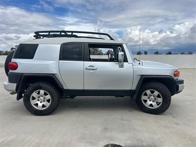 2007 Toyota FJ Cruiser   - Photo 4 - Riverside, CA 92505