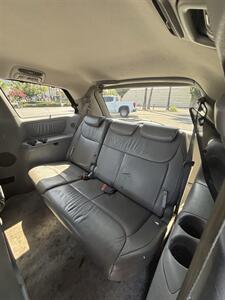 2010 Toyota Sienna XLE Limited - Photo 9 - Riverside, CA 92505