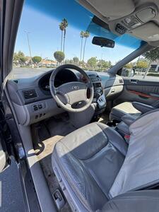 2010 Toyota Sienna XLE Limited - Photo 7 - Riverside, CA 92505