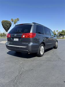 2010 Toyota Sienna XLE Limited - Photo 5 - Riverside, CA 92505