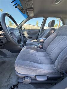 1998 Toyota Camry LE   - Photo 6 - Riverside, CA 92505