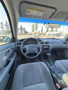 1998 Toyota Camry LE   - Photo 9 - Riverside, CA 92505