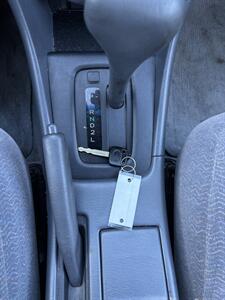 1998 Toyota Camry LE   - Photo 12 - Riverside, CA 92505